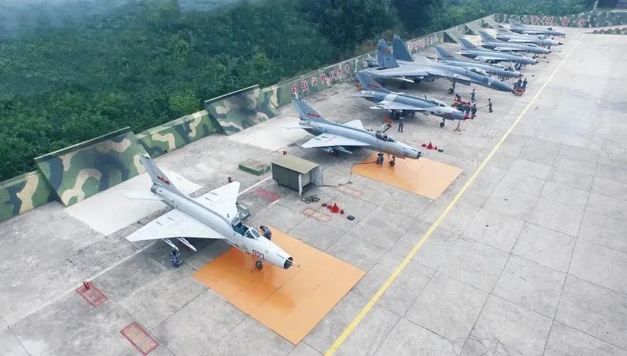 解密解放軍信息工程大學(xué)提前批錄取 聚焦網(wǎng)絡(luò)工程專業(yè)的特色與機遇